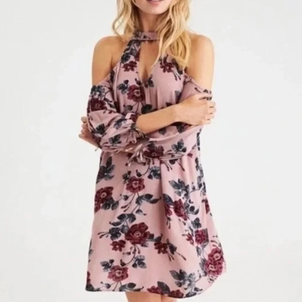 American Eagle Dusty Pink Floral Cold Shoulder Keyhole Mock Neck Dress size XS - Picture 1 of 4